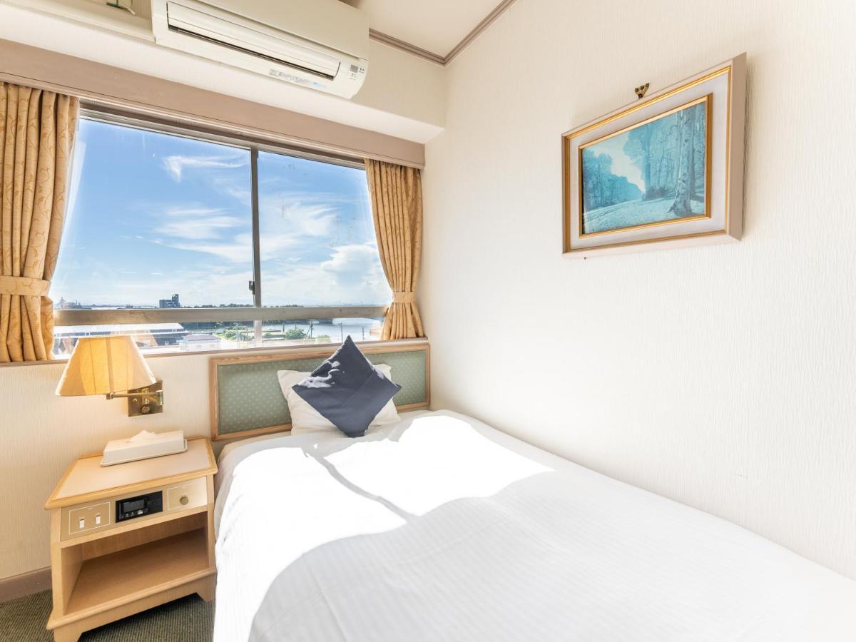 Tabist Hotel Ginga Kisarazu Exteriör bild